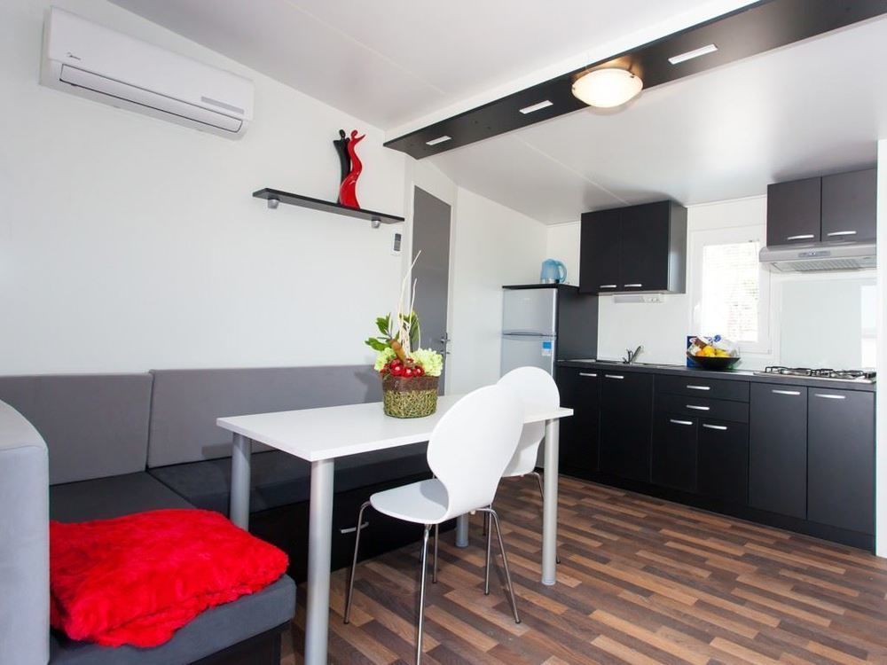 Kastanija Mobile Homes Novigrad Istria Εξωτερικό φωτογραφία